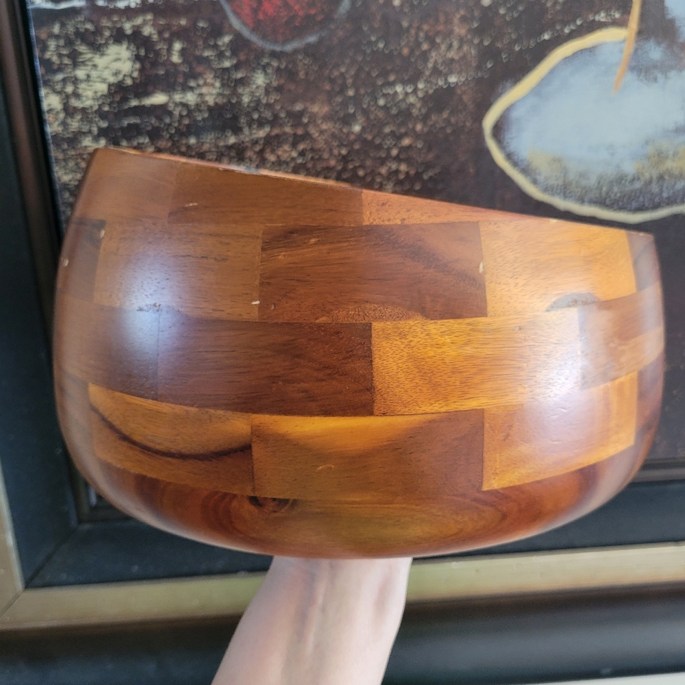 Large Wood Bowl ~ Michael Graves Design ~ Large Wooden Salad/Chip Bowl - Picture 7 of 16